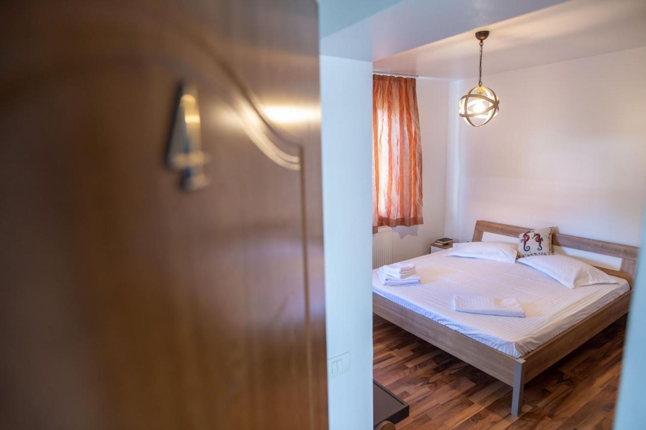 Hotel Vila Jean Bart Mangalia Zewnętrze zdjęcie