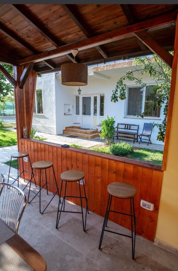 Hotel Vila Jean Bart Mangalia Zewnętrze zdjęcie