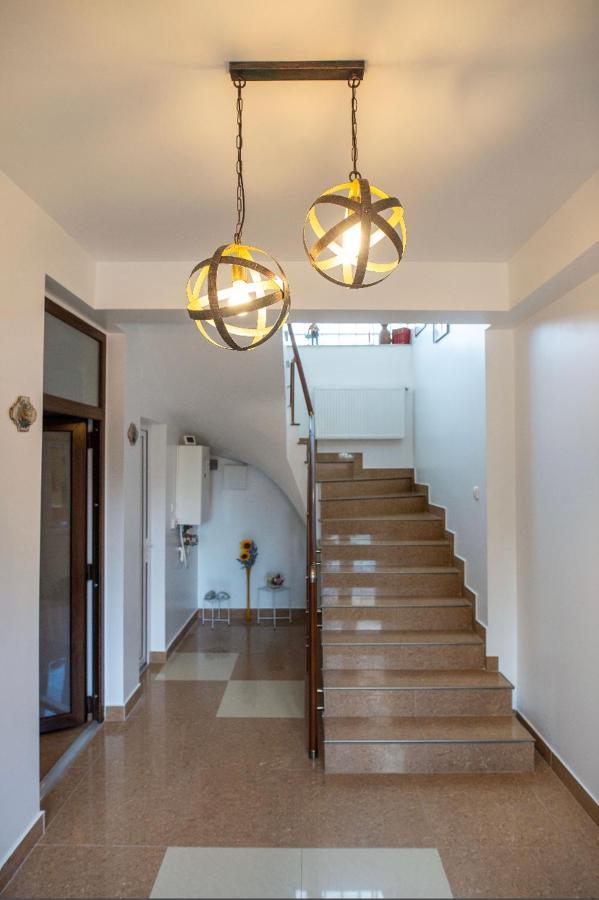 Hotel Vila Jean Bart Mangalia Zewnętrze zdjęcie